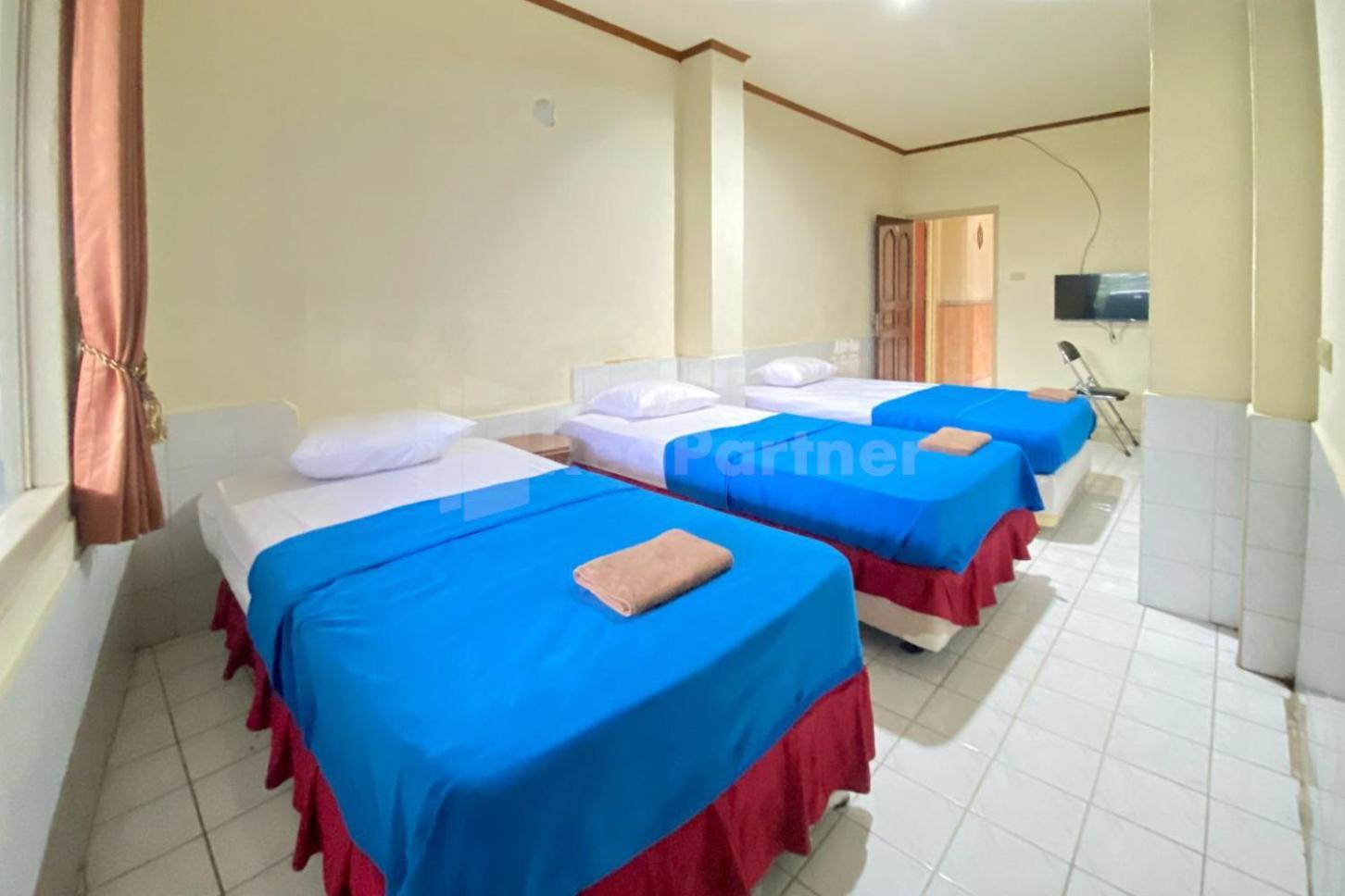 Sodikin Syariah Mitra Reddoorz 2*